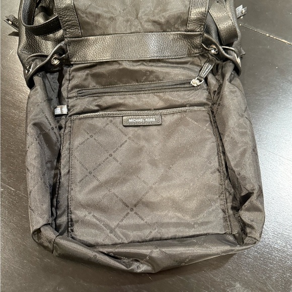 NWOT Michael Kors Riley Studded Black Pebbled Leather Drawstring Backpack Bag - Picture 11 of 13